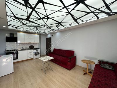 Birlik Gayrimenkulden Çatalan Caddesi Üzeri Üniversite Karşısı 1+1 Eşyalı Geniş Oturumlu Kaçmaz