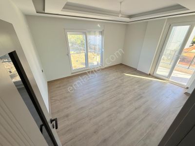 Varsak Aydoğmuşta Lüks Geniş Sıfır Yüksek Kredili 3+1