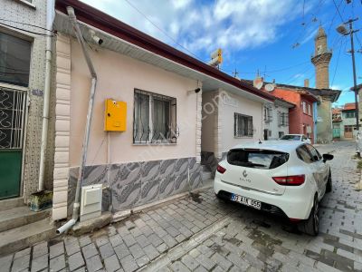 Afyon Üçok Emlaktan Burmalı Mah Temiz Komple Yapılı 2+1 Müstakil Ev