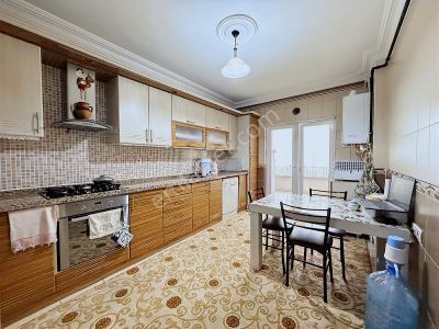 Mevlana Kültür Merkezi Karşısı Bakımlı Arakat 3+1