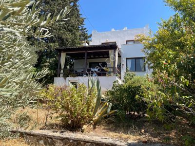 Gökçebel'de Doğa İle İç İçe Deniz Manzaralı Muhteşem Villa