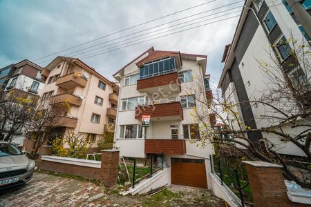 Bolu Sağlık Mahallesi Ebeveyn Banyolu Ferah Kiralık 3+1 Daire