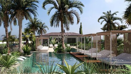 Rw Akar'dan Ulamış Merkez De Site İçi Yatay Mimari Havuzu Villa