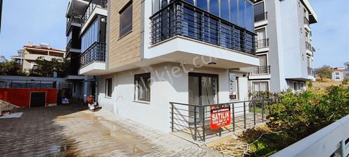 Rw Akar Camikebir'de 2+1 Ebeveyn Banyolu Bahçe Katı Ferah Daire