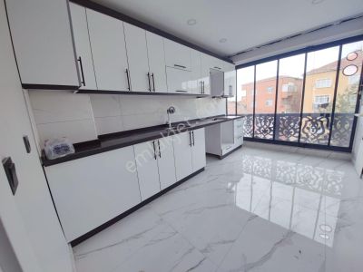 Çamçeşme Parkina Yakin 5.kat 2+1 90 M2 Kombili Sıfır Daire