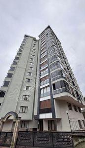 Fener'de Ceylan Saray Apartmanında3+1 135m2 Geniş Kiralık Daire