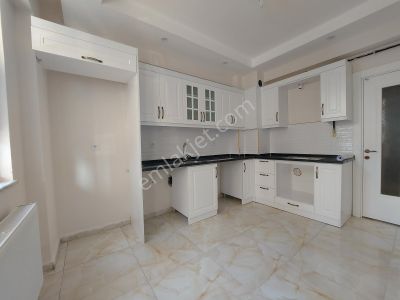 Yeni Rotadan Site İçi Kiralık 2+1 Daire