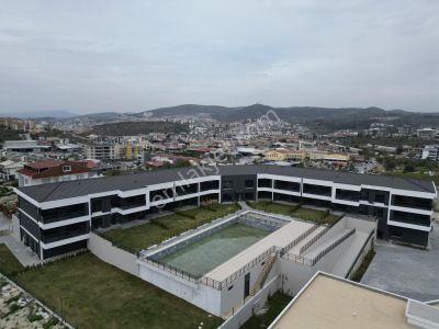 K.denizi Mevkii High Life Sitesi Kiralık Bahçeli Manzaralı 1+1