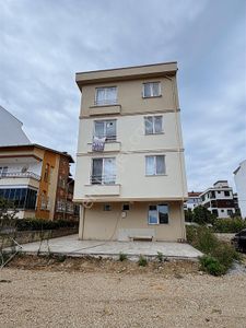 Cumhuriyet Mahallesi 1+1 Satılık Daire