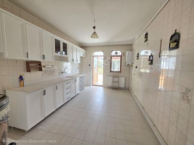 Şafak'tan Kardeşler'de Cadde Üzeri 4+1 Çok Geniş Ön Cephe Daire