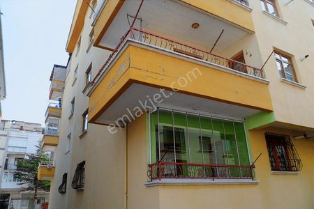 Mansuroğlu Emlak'tan Piyade Mahallesi 3+1 Yapılı Satılık Daire