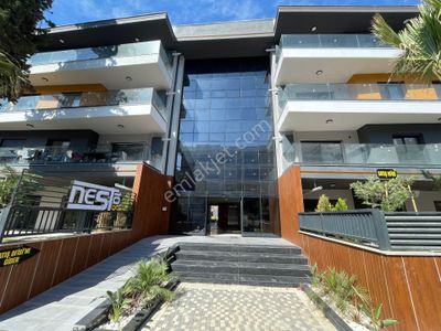 Havuzlu Site İçinde Giyinme Odalı 1+1 Daire