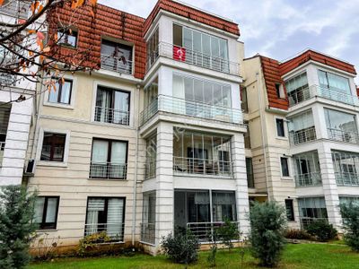 Yomra Kaşüstü'nde Kiralık 3+1 Lüks Daire, 170 M², Doğa Manzaralı, Site İçinde