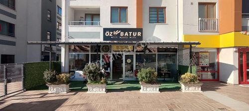 Yenikent Safir Konaklarında Devren Satılık Dükkan