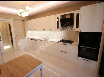 Göktürk Mah Kiralik 3+1 Lüx Daire