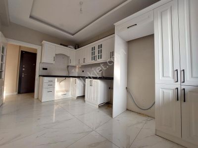 Gedemen Mahallesi - Az Katlı Site - Satılık Bahçe Katı 3+1 Daire