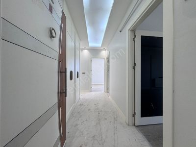 Yeni Rota'dan Kültür Merkezinde Yenilenmiş 3+1 Satılık Daire