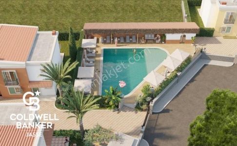 Cb Jasse'den Foça Kozbeyli'de Doğa Sitesinde Loft Dubleksler