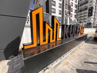 Kule 246 Sitesinde Satılık Lüks 1+1 Stüdyo Daire