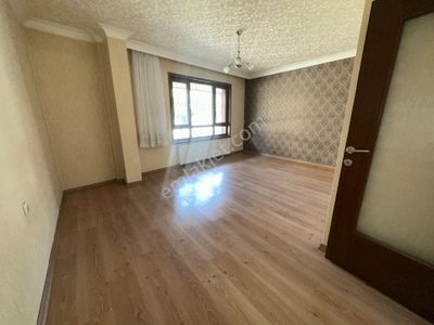 Turyap'tan Bağlarbaşı Mah 431 Cad 3+1 110m2 12 Yıllık Bina