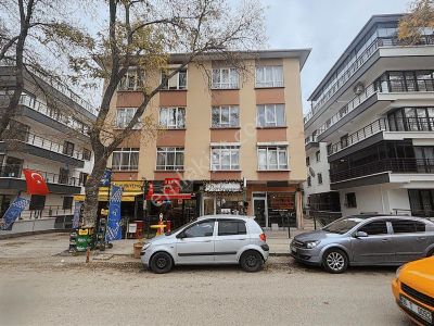 Kuttaş'tan Bahçeli'de Kot 1 İçi Yapılı 2+1 Metro Yakını Daire