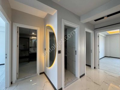 Eker'den Batıkent Ümit Hast. Yanında Ebeveyn Banyolu 2+1 Daire