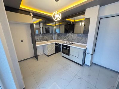 Fevzi Çakmak Mhde 2+1 Kat Konumunda Geniş Balkonlu Satılık Daire