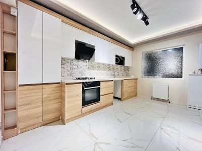 Yuvam'dan Merkezi Konum'da Ebeveyn Banyolu Ara Katta 3+1 Daire!!