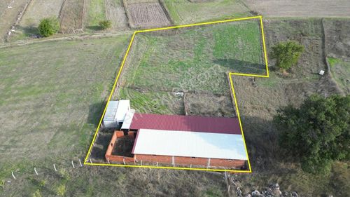 Onvest'ten Balıkesir Kocaavşar'da Damlı 3.309m² Satılık Tarla