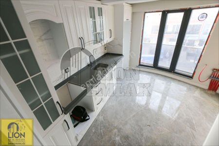 🟨⬛lıon Emlak'tan Bandırma 17 Eylül Mahallesi'nde Satılık Muhteşem Tasarım 2+1 İskanlı Daire⬛🟨
