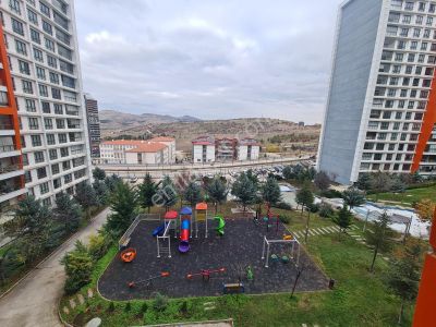 Vadikent Sitesi'nde Önü Açık,manzaralı 3+1 Kiler+çamaşır Odası