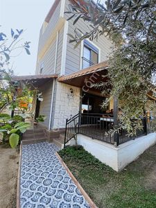 Rw Akar'dan Akarcada Masrafsız 3+1 Denize Yakın Bahçeli Villa