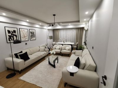 Salihli Satılık 2+1 Özel Otoparklı Daire Luna Avm Arkası