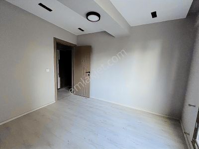 Cumhuriyet Te Satılık 1+1 Daire