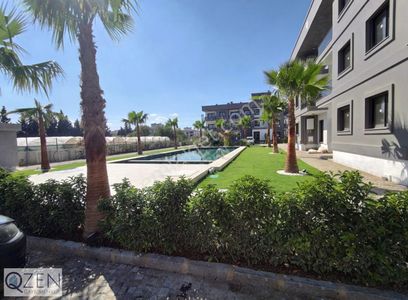 Q'zen Den Havuzlu Site İçerisinde 60 M2 1+1 Başlayan Fiyatlarla