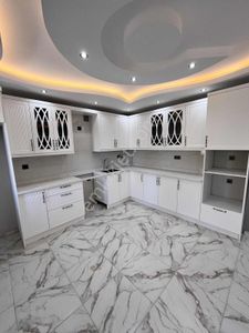 Lavinia'dan Karşıyaka Mah Cad. Üstü 3+1 A.mutfak Kiralık Daire