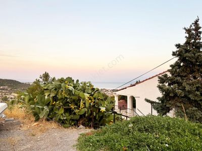 İzmir Karaburun İskelede Deniz Manzaralı Satılık Müstakil Ev
