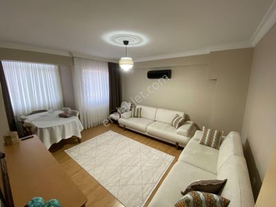 Gaziemir Belediyesine Yakın ( Kapalı Mutfak ) 2+1 Satılık Daire