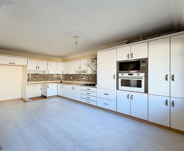 Gezgen İnşaattan 3+1 Yakuplu Merkezde Geniş Kiralık Daire!!