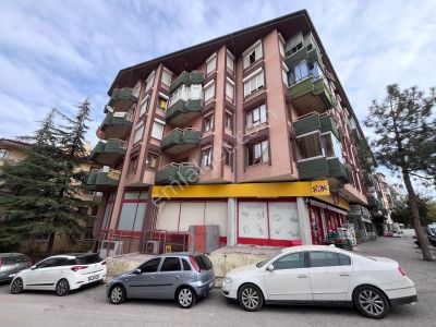 Iyaş Kesikbaş Yanında Ana Cadde Üzeri Satılık 3+1 Daire