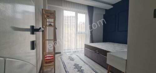 Tramvaya Yakın Sıfır Eşyalı Kiralık 1+1 Daire