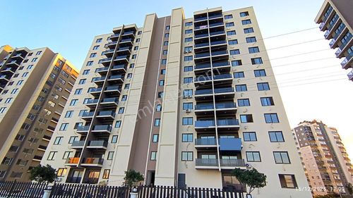 Remax Toros'tan Liparis Kremlin'de Deniz Manzaralı 1+1 Daire