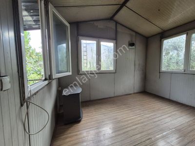 Ünsalda 360m2 Alanında Geniş Bahçeli Prefabrik Ev