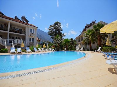 Ovacık'ta Satılık 2+1 Havuzlu, Eşyalı Daire