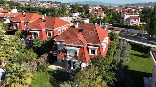 Nilüfer Köyde Değerli Konumda Satılık Villa (arsa 1087m²)