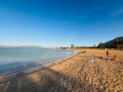 Didim Yeşilkent'te Plaja 200 Metre Satılık Çatı Dubleks 2+1