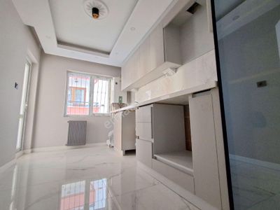 H.gazi Göbekte Gazi Gıda Yakını 3+1 Y.giriş Dairemizin İçi Komple Sıfır Tadilat Onarım