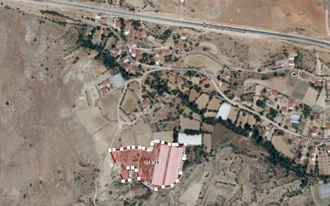 Elmalı İlyağında Ana Yol Kenarı Yatırımlık Bahçe