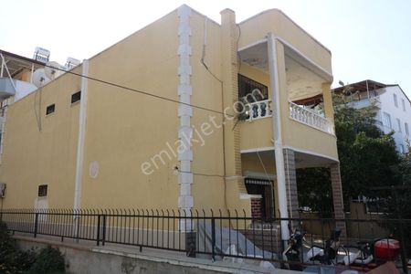 Ege Caddesinde Kiralık Bahçeli2+1 Giriş Kat Daire