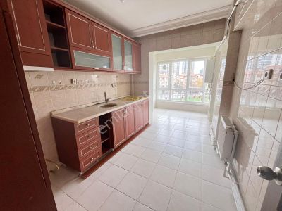 Etlik Şehir Hastanelerine Yakın Katta 3+1 Kiralık Daire